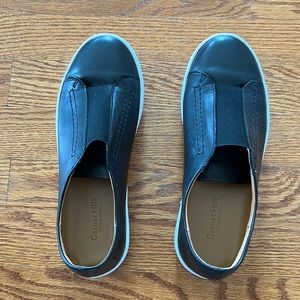 Garnet Hill Leather Slip On. Size 6.5 US